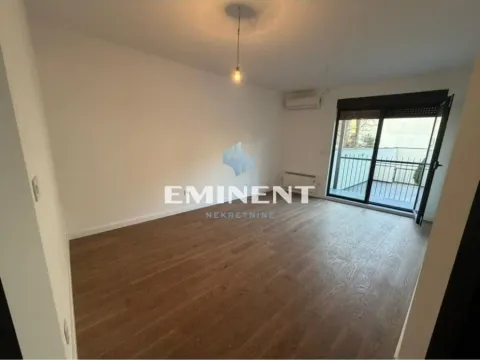 Prodaja, stan, 60m², Cvetkova Pijaca, Zvezdara Sve Podlokacije - image 1