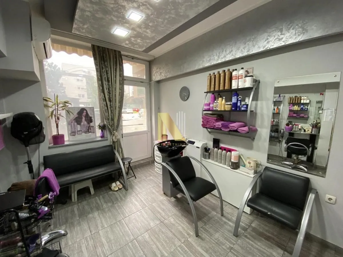 Rent, office space, 58m², Bulevar Evrope, Novi Sad Sve Podlokacije