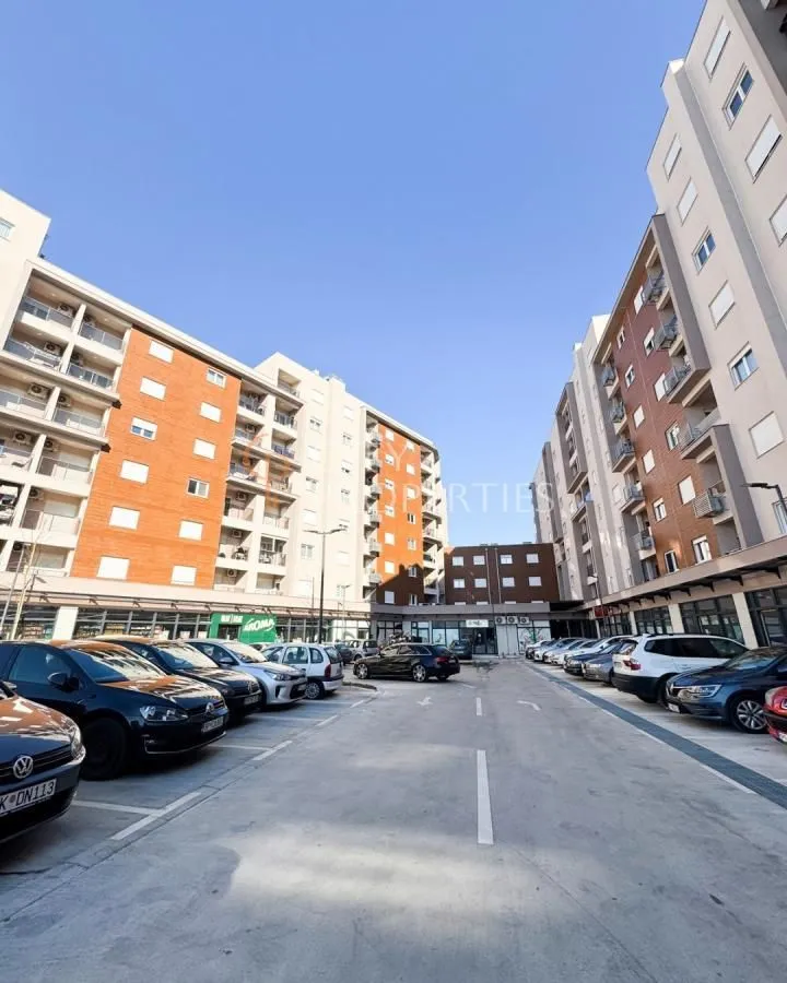 Rent, apartment, 45m², Stari Aerodrom, Podgorica