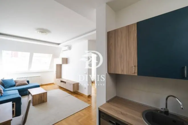 Prodaja, dvosoban stan, 43m², Lion, Zvezdara Sve Podlokacije