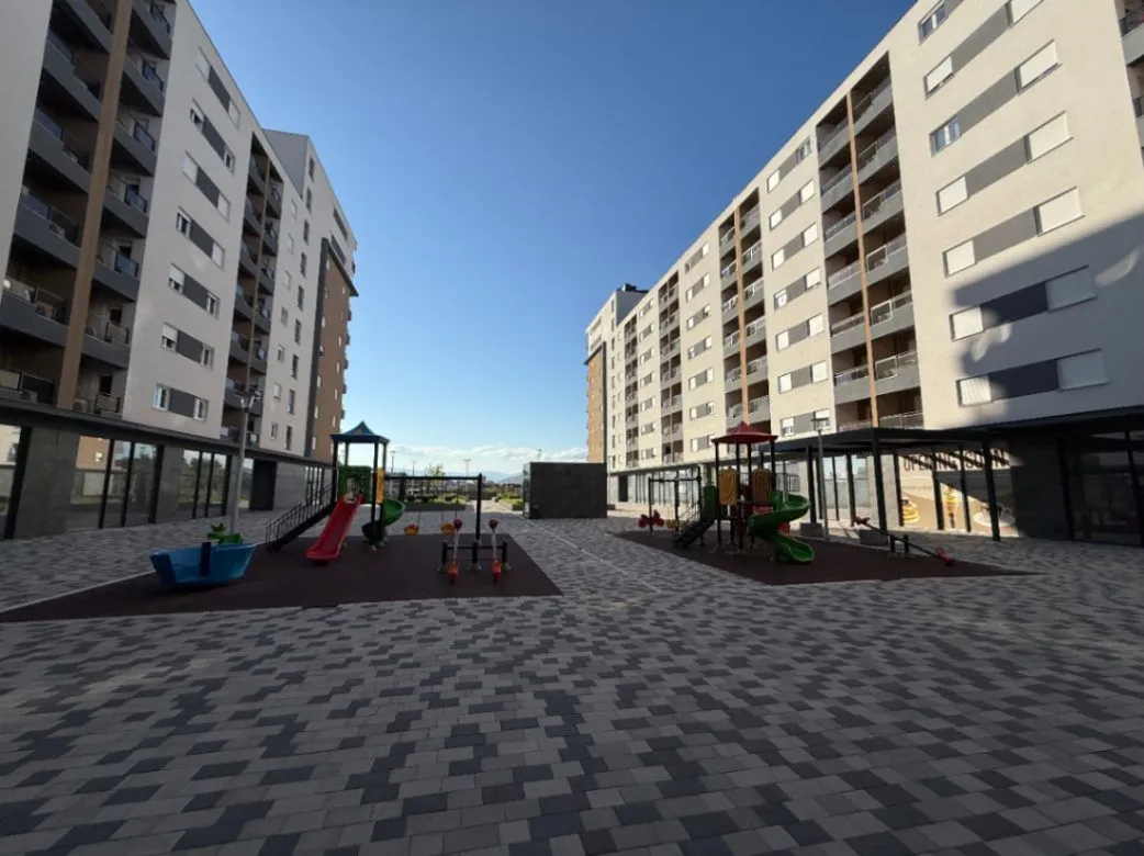 Prodaja, trosoban stan, 105m², Stari Aerodrom, Podgorica