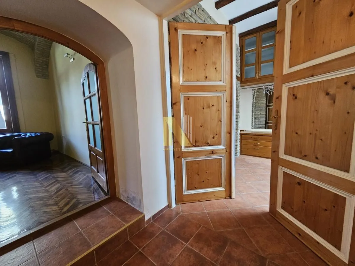 Prodaja, stan, 252m², Centar, Subotica