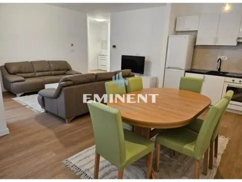 Izdavanje, trosoban stan, 69m², Šumice, Beograd - image 3