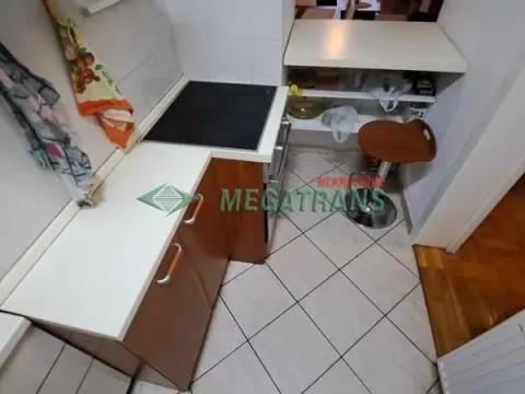 Izdavanje, trosoban stan, 72m², Bulevar Oslobodjenja, Novi Sad Sve Podlokacije - image 10