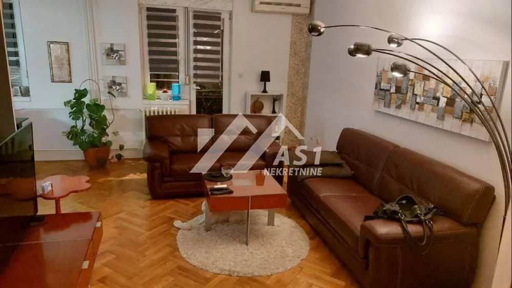 Izdavanje, trosoban stan, 75m², Novi Sad Sve Podlokacije, Novi Sad