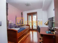 Izdavanje, četvorosoban stan, 160m², Preko Morače, Podgorica - image 21