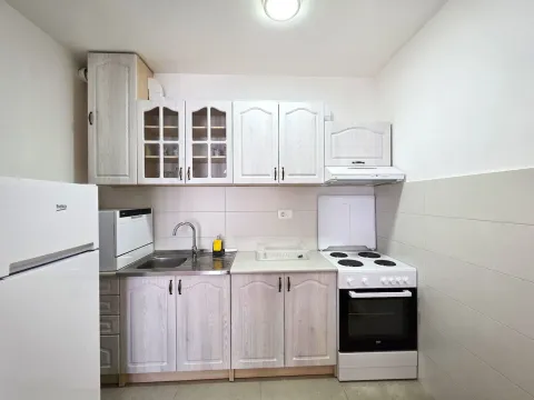 Rent, apartment, 41m², Pobrežje, Podgorica - image 4