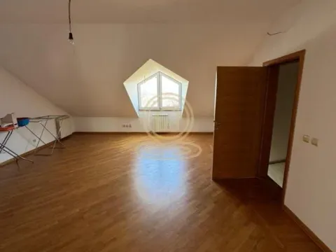 Rent, house, 320m², Višnjička Banja, Palilula Sve Podlokacije - image 16