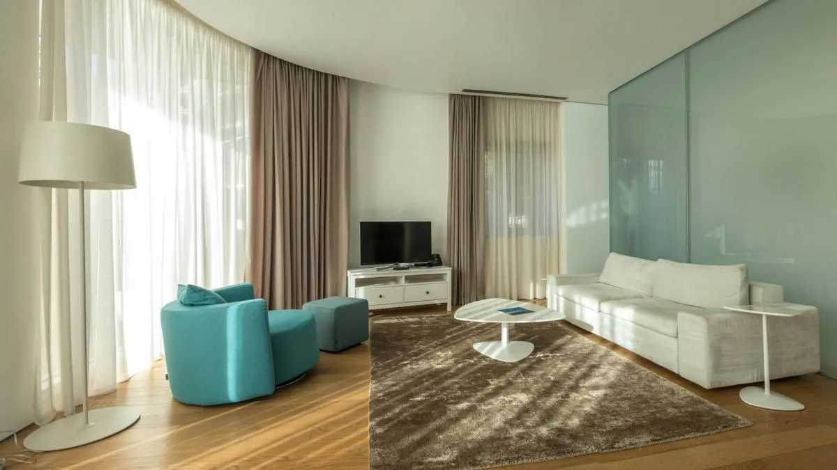 Prodaja, jednosoban stan, 95m², Budva, Crna Gora