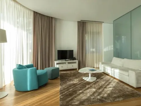 Sale, one bedroom apartment, 95m², Budva, Crna Gora - image 3