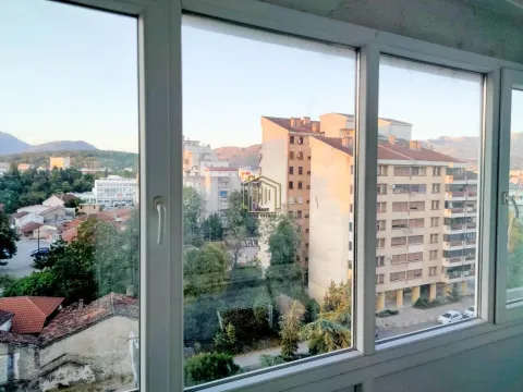 Rent, apartment, 33m², Pejton, Podgorica - image 2