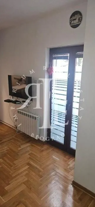 Sale, house, 108m², Kluz, Zvezdara Sve Podlokacije