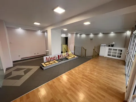 Izdavanje, poslovni prostor, 130m², Grbavica, Novi Sad Sve Podlokacije - image 9