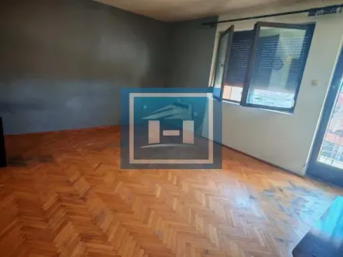 Sale, two bedroom apartment, 62m², XI Kongres, Paraćin - image 11