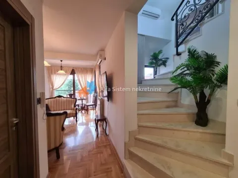 Rent, four bedroom apartment, 112m², Autokomanda, Voždovac Sve Podlokacije - image 12