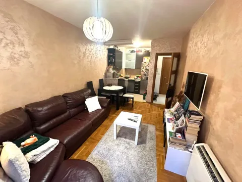 Sale, one bedroom apartment, 40m², Pobrežje, Podgorica - image 2