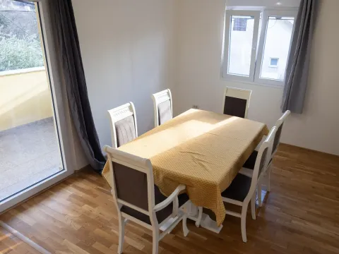 Rent, house, 111m², Lastva Grbaljska, Kotor - image 6