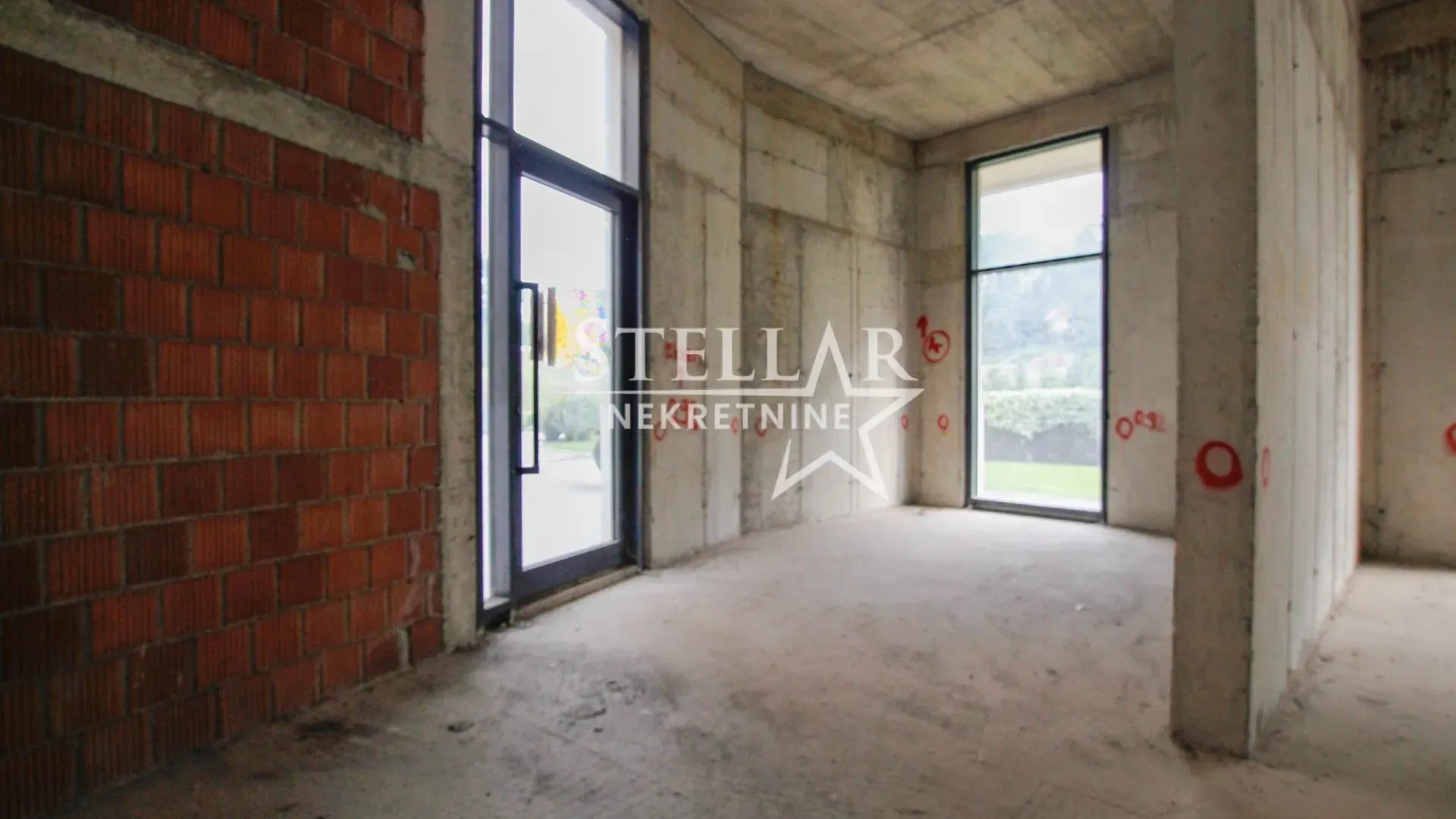 Rent, office space, 126m², Ljubović, Podgorica
