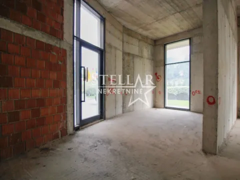 Rent, office space, 126m², Ljubović, Podgorica - image 2