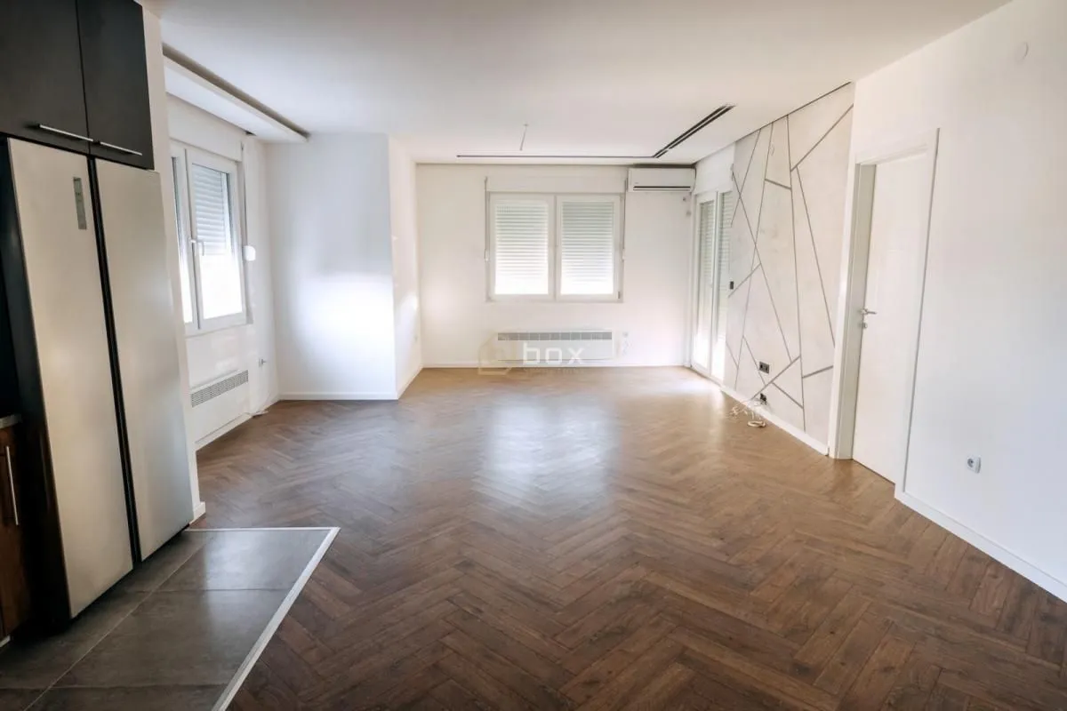 Rent, three bedroom apartment, 96m², Pantelej, Niš