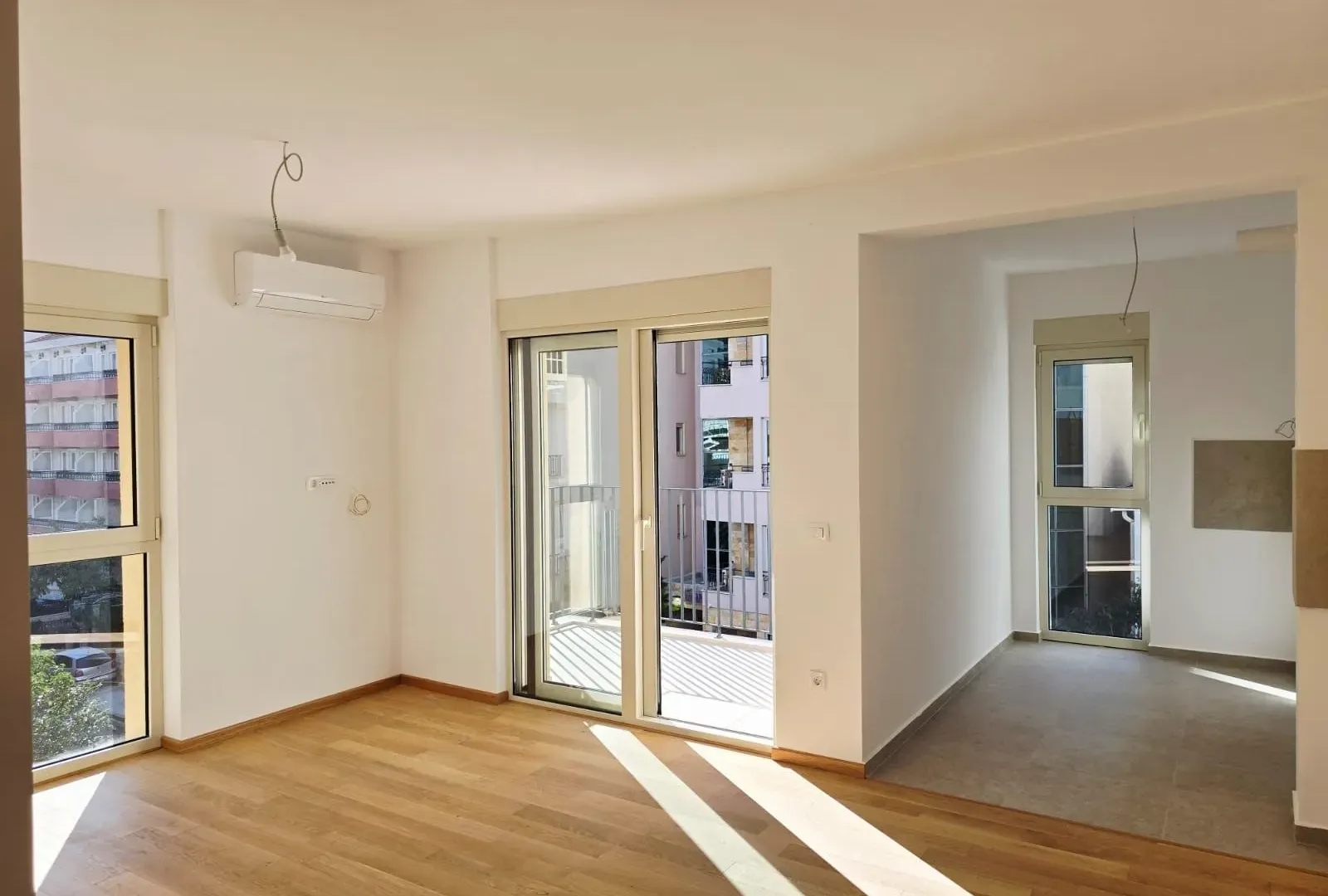 Prodaja, dvosoban stan, 65m², Centar, Budva