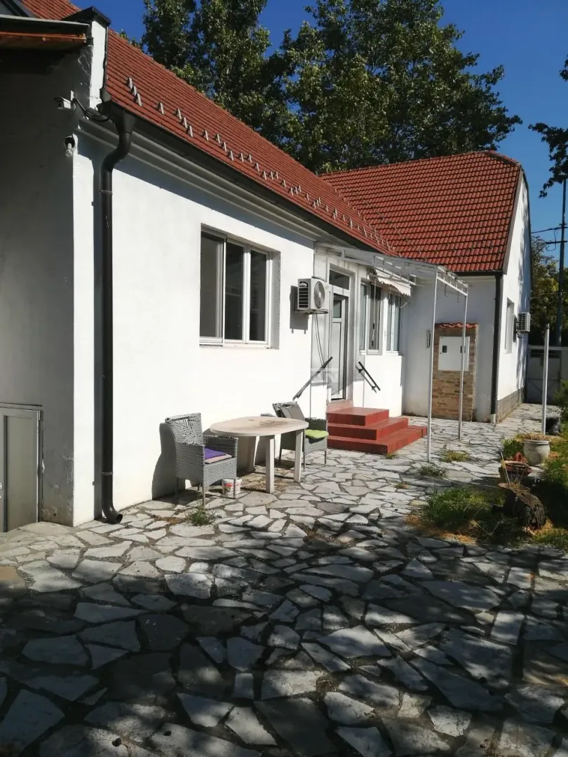 Prodaja, kuća, 181m², Zemun Gornji Grad, Zemun Sve Podlokacije