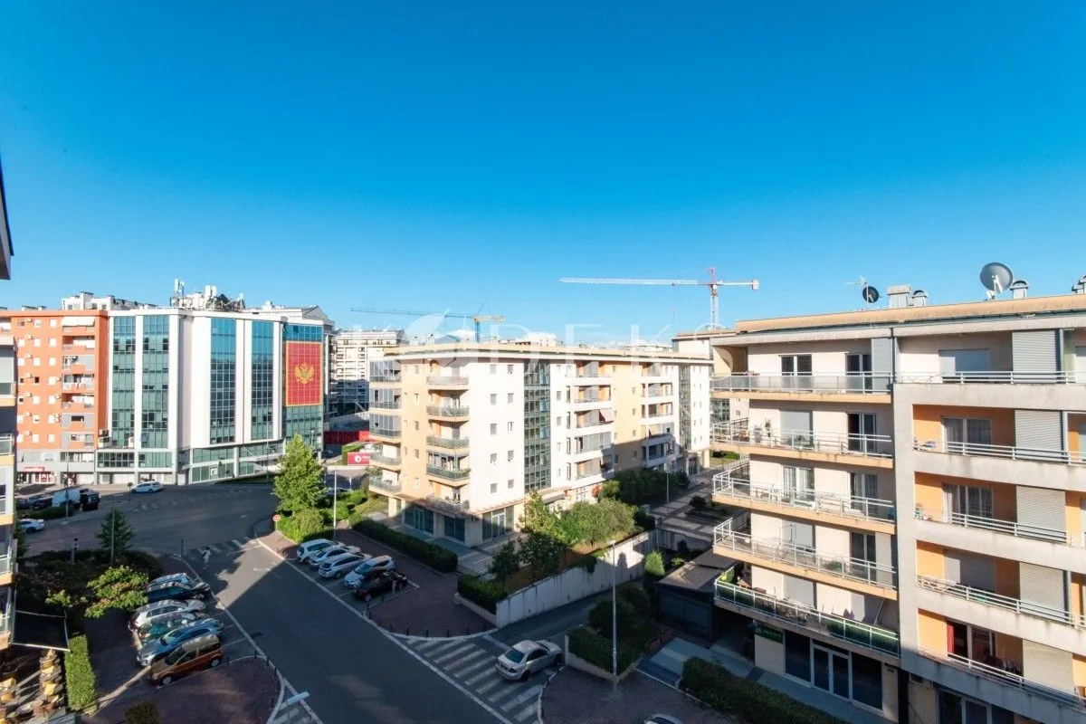 Rent, studio apartment, 30m², City Kvart, Podgorica