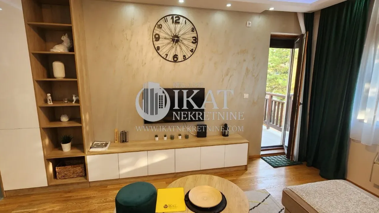 Prodaja, jednosoban stan, 42m², Zova, Zlatibor