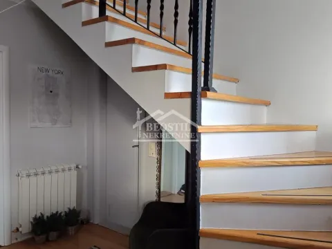 Sale, house, 225m², Zemun Ugrinovci, Zemun Sve Podlokacije - image 5