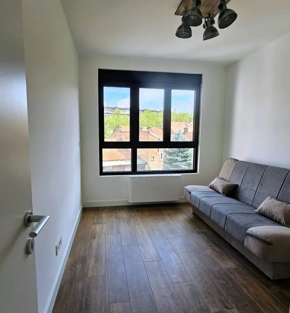 Rent, three bedroom apartment, 85m², Vukov Spomenik, Zvezdara Sve Podlokacije