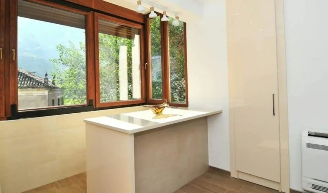 Prodaja, trosoban stan, 100m², Kotor, Crna Gora