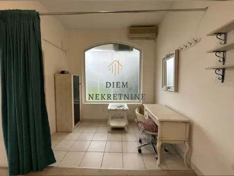 Izdavanje, poslovni prostor, 39m², Podgorica, Crna Gora - image 4