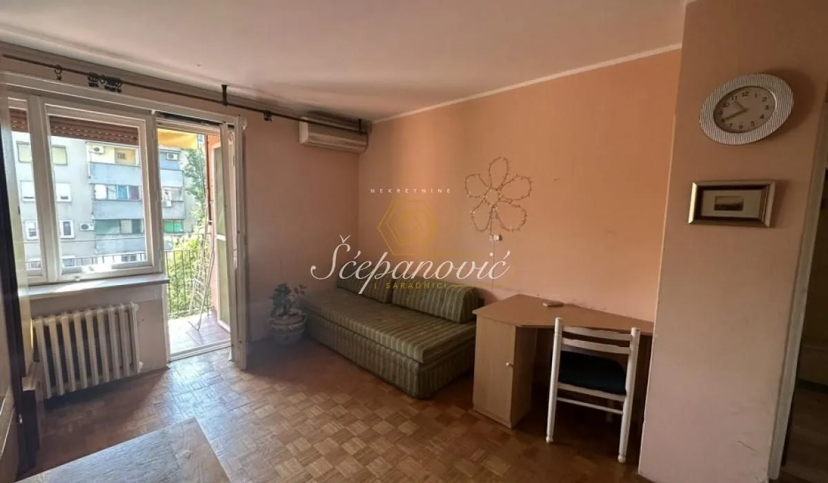 Prodaja, dvosoban stan, 52m², Banatić, Novi Sad Sve Podlokacije