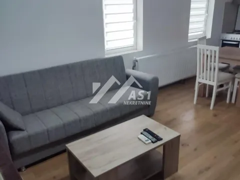 Izdavanje, stan, 33m², Klisa, Novi Sad Sve Podlokacije - image 1