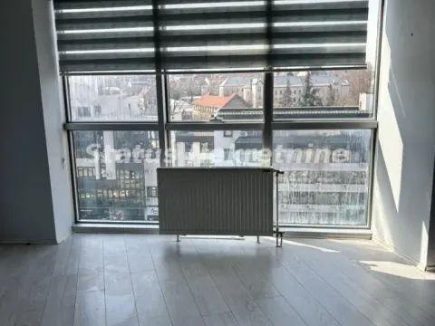 Izdavanje, garsonjera, 32m², Centar, Novi Sad - image 1