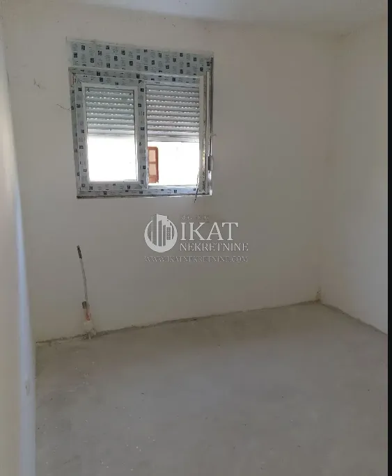 Sale, three bedroom apartment, 66m², Banjica, Voždovac Sve Podlokacije