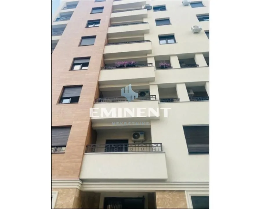 Izdavanje, dvosoban stan, 43m², Tašmajdan, Palilula Sve Podlokacije