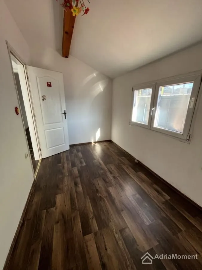 Sale, house, 165m², Bjeliši, Bar