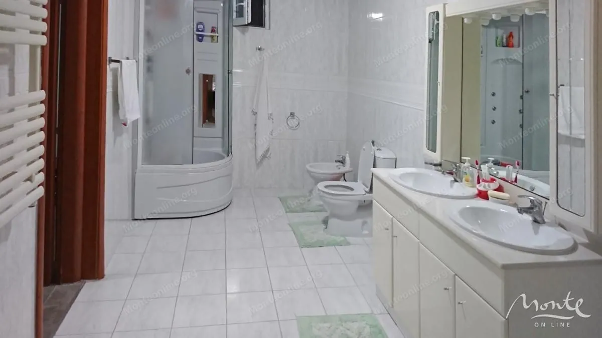 Sale, house, 330m², Utjeha, Bar