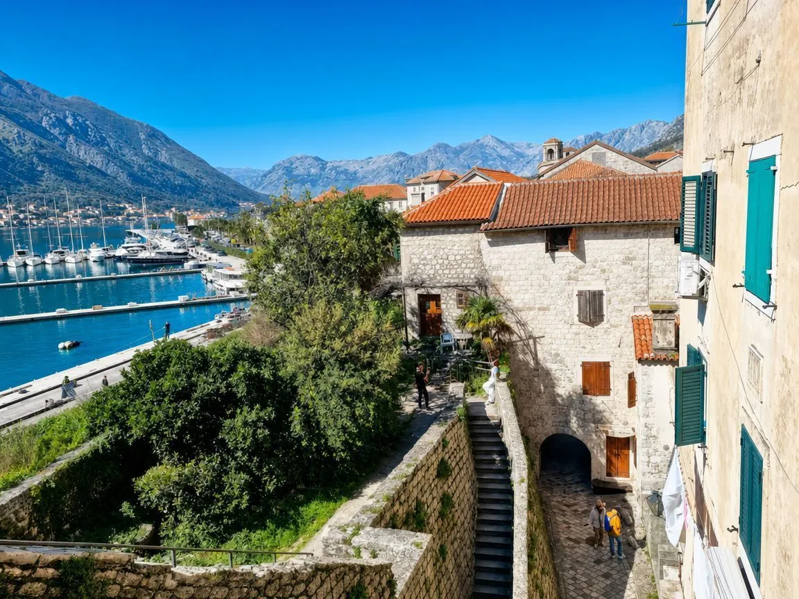 Prodaja, jednosoban stan, 42m², Stari Grad Kotor, Kotor