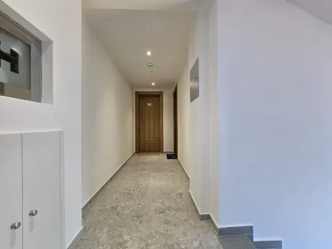 Prodaja, stan, 47m², Vezirov Most, Podgorica - image 15