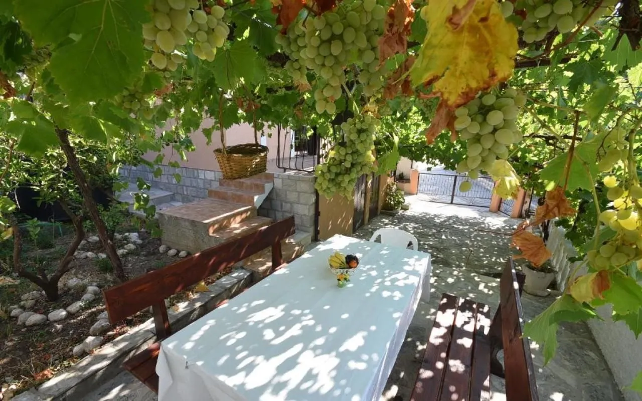 Prodaja, kuća, 100m², Mojdež, Herceg Novi