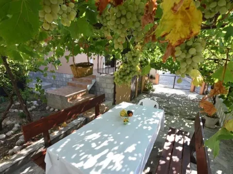 Prodaja, kuća, 100m², Mojdež, Herceg Novi - image 11