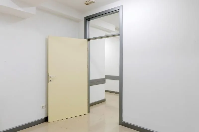 Sale, office space, 149m², Slavujev Venac, Zvezdara Sve Podlokacije