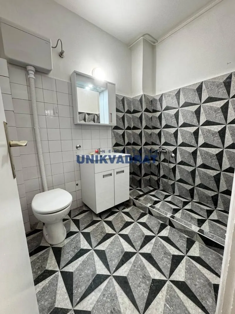 Sale, one bedroom apartment, 39m², Borča 1, Borča Sve Podlokacije