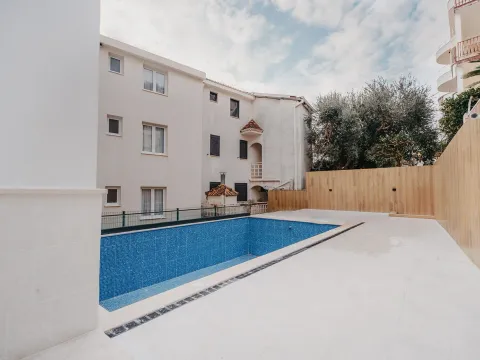 Izdavanje, ugostiteljski objekat, 1600m², Budva, Crna Gora - image 73