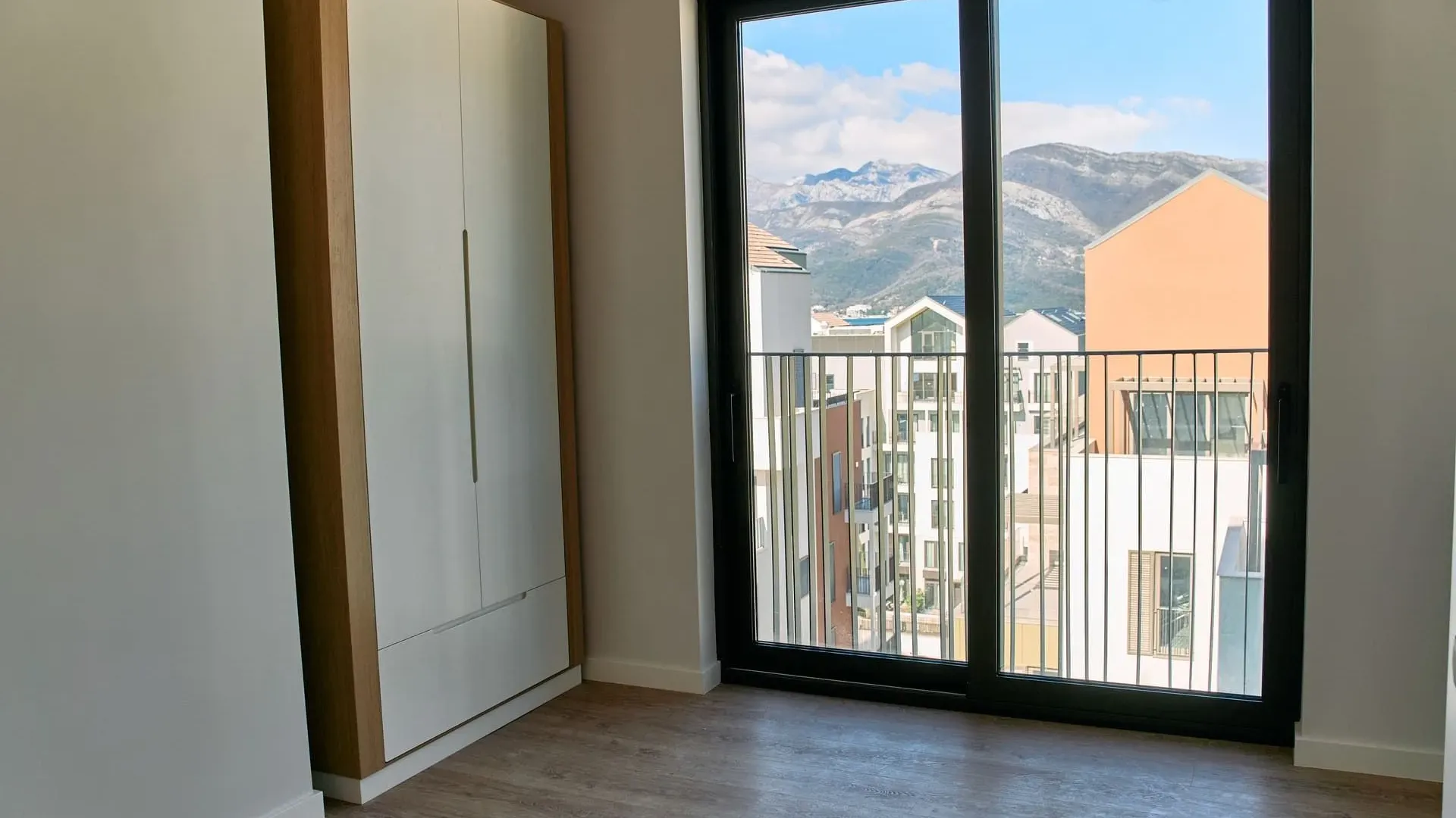 Prodaja, dvosoban stan, 102m², Porto Montenegro, Tivat