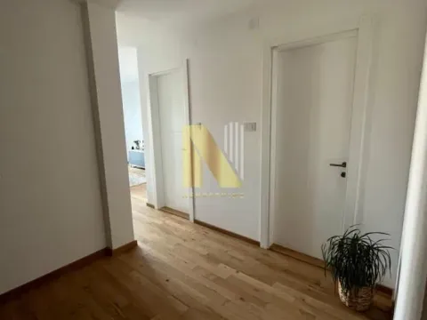 Izdavanje, trosoban stan, 71m², Socijalno, Novi Sad Sve Podlokacije - image 7