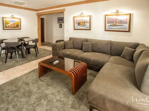 Prodaja, dvosoban stan, 72m², Budva, Crna Gora - image 3