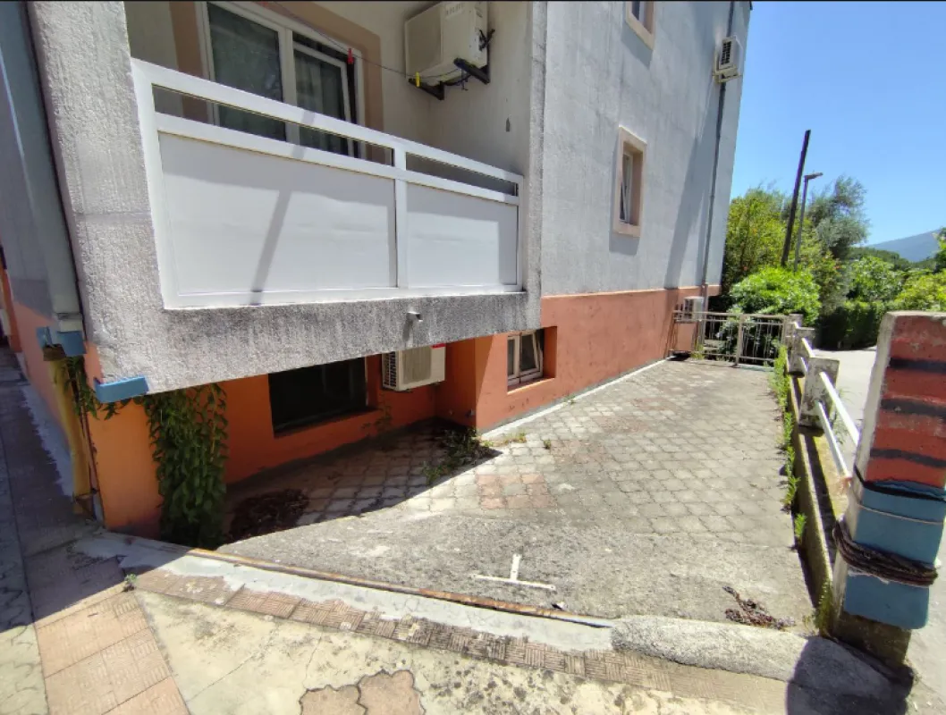 Prodaja, jednosoban stan, 37m², Đenovići, Herceg Novi